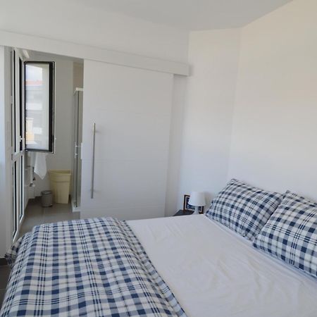Villa Smolett - Appartement Cosy Au Coeur Du Quartier Du Port Ницца Экстерьер фото