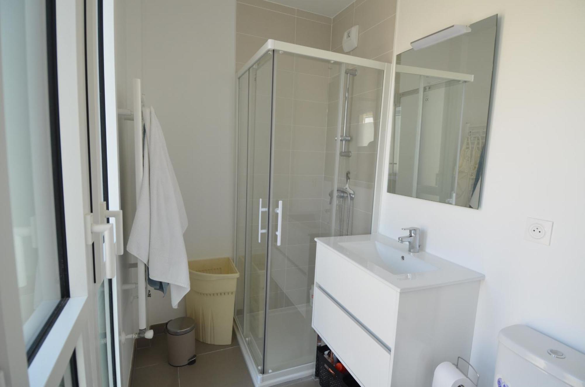 Villa Smolett - Appartement Cosy Au Coeur Du Quartier Du Port Ницца Экстерьер фото