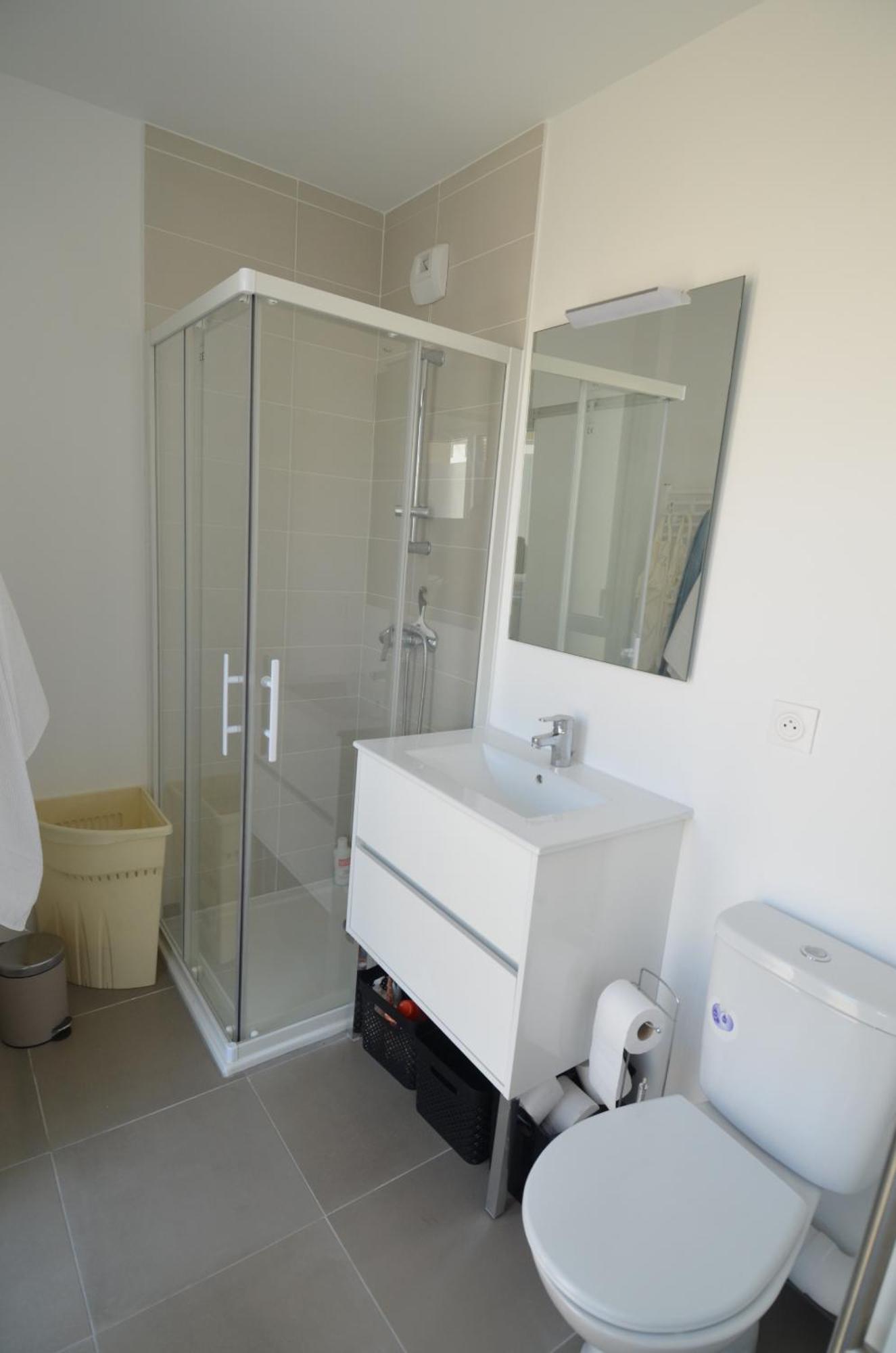 Villa Smolett - Appartement Cosy Au Coeur Du Quartier Du Port Ницца Экстерьер фото