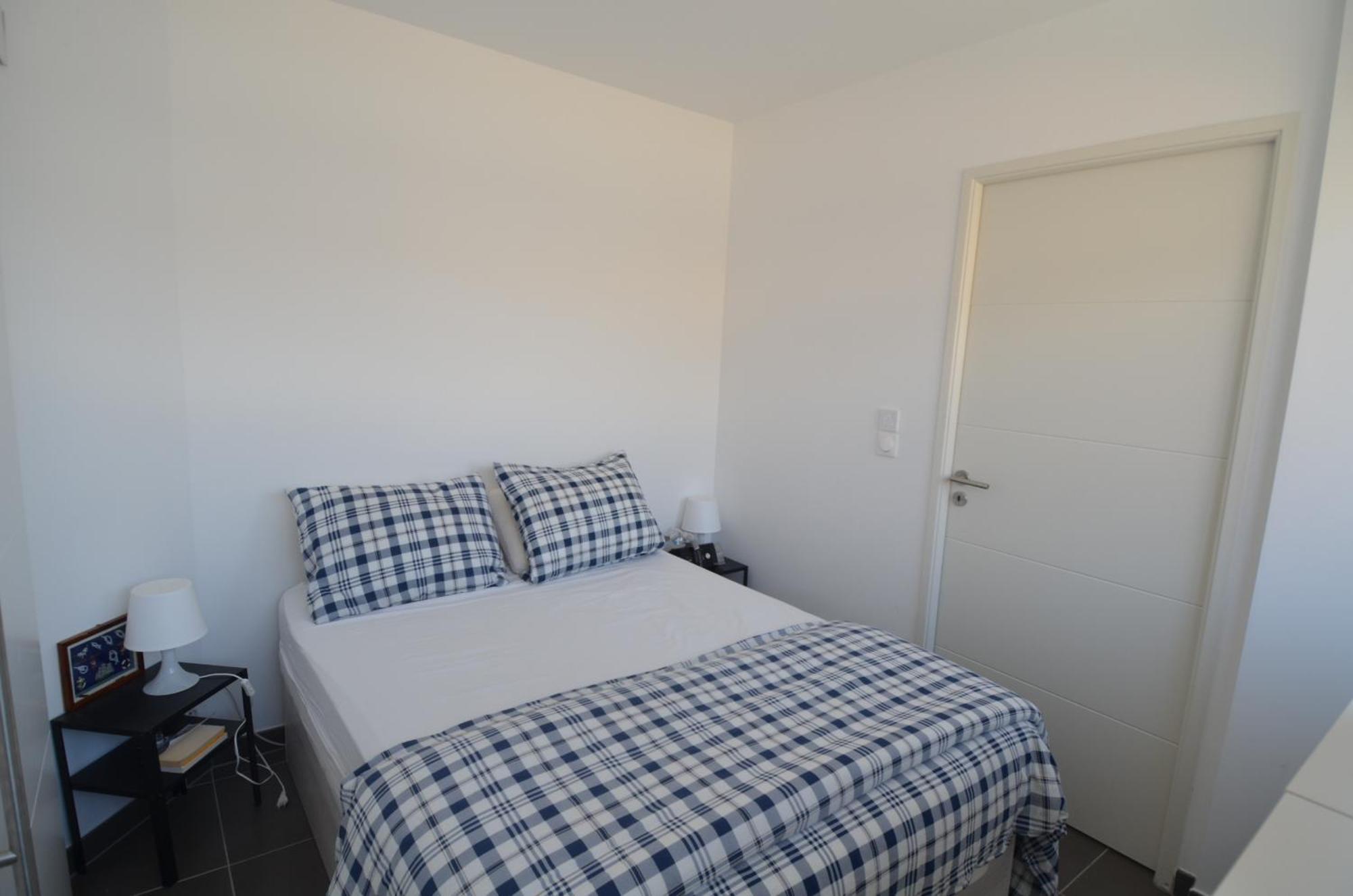 Villa Smolett - Appartement Cosy Au Coeur Du Quartier Du Port Ницца Экстерьер фото